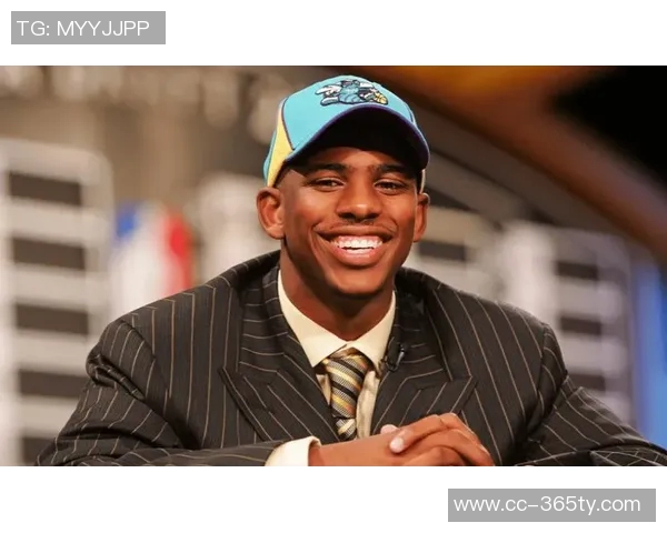 保罗早晨跑步保持自律精神焕发与媒体人见面状态良好