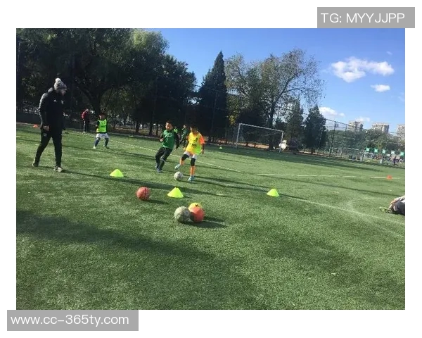 奥科吉分享成长心得专注无球跑动提升接球后的表现技巧